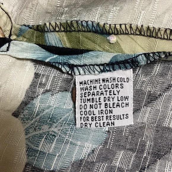 Tommy Bahama Button Down Shirt - Picture 4 of 5